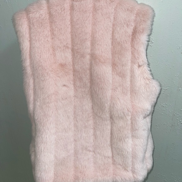 Pink zip up vest. - Picture 2 of 9
